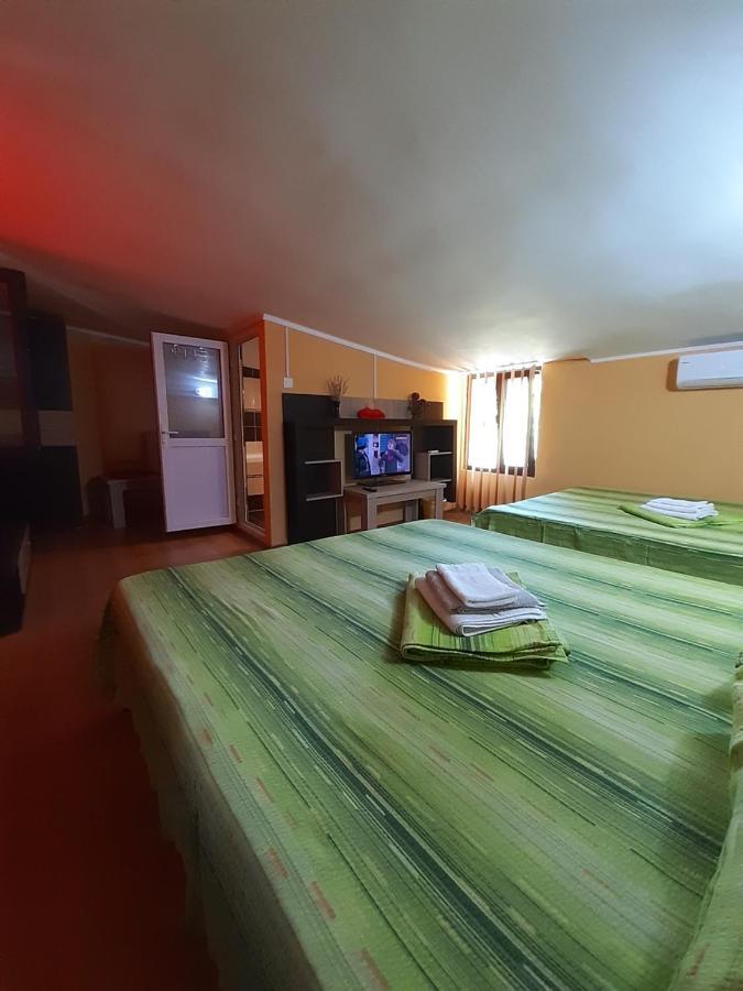Hotel Casa Rebeca à Neptun Extérieur photo